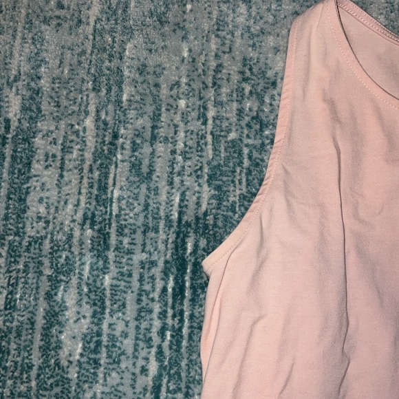 BABY PINK SLEEVELESS BODY CON DRESS - Picture 3 of 5